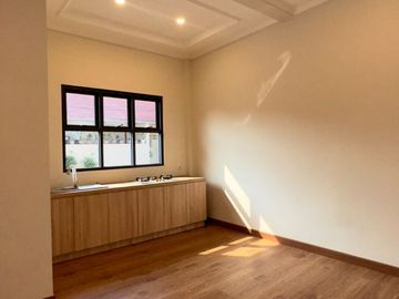 Dijual Rumah Hook 2 Lantai di Tambun Selatan