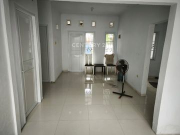 Rumah Nyaman dan Siap Huni di Perumahan Metland Mentengt Cakung Jakarta Timur
