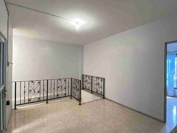 Rumah 2 lantai di Bukit Indah Sukajadi dengan Kondisi Full Furnished
