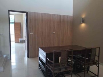 Rumah Townhouse 3 Lantai di Kemang Utara, Jakarta Selatan