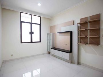 Rumah Siap Huni di Kayu Putih Utara, Pulomas, Jakarta Timur