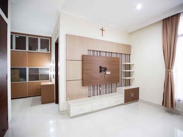 Rumah Siap Huni di Kayu Putih Utara, Pulomas, Jakarta Timur