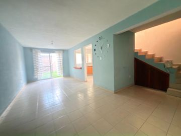 RENTA DE CASA EN HACIENDA SAN MIGUEL