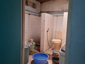 Dijual Rumah Luas di Kebalen Kebayoran Baru Jakarta Selatan