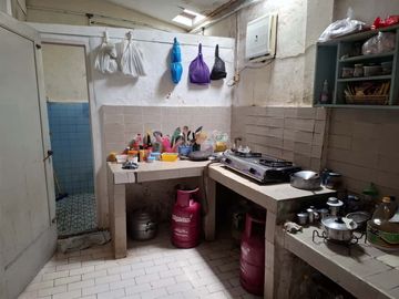 Dijual Rumah Luas di Kebalen Kebayoran Baru Jakarta Selatan