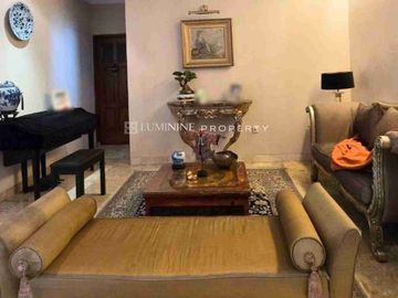 DIJUAL RUMAH PINGGIR JALAN RAYA SURYA KEBAYORAN BARU SUPER STRATEGIS COCOK UNTUK USAHA,KOMERSIL