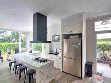 Rumah Cantik Murah di Villa Panbil Residence dekat Pusat Jantung Kota Batam