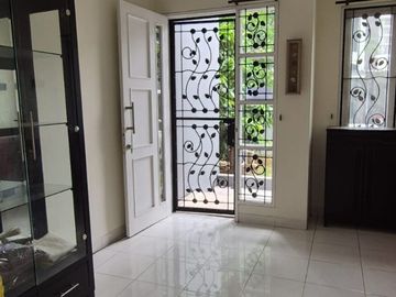 Disewakan Rumah 2 Lantai Cluster Fluorite Gading Serpong