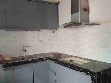 Hunian Premium JGC! Rumah Palm Spring 2 Lantai – LT 158 m², 3+1 KT, Bisa KPR