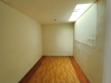 DISEWAKAN RUMAH CLUSTER CRYSTAL SUMMARECON SERPONG