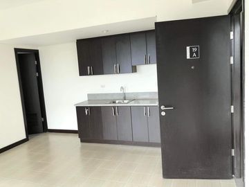 Rent to Own 2 Bedroom at San Lorenzo Place near NAIA, BGC,  De Lasalle, Makati connected at MRT 3 Magallanes station