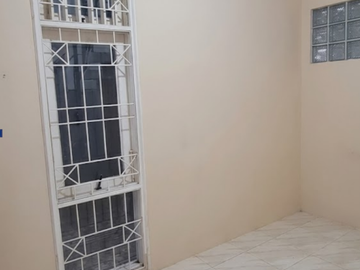 Disewakan Rumah Metland Menteng SHM 2 Lantai – 4KT / 3KM, Ideal Untuk Keluarga Besar