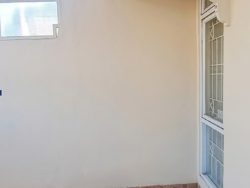 Sewa Rumah SHM Metland Menteng 2 Lantai (4KT/3KM) 55JT/Thn