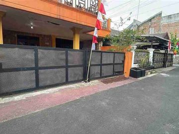 Rumah di Perumahan Candra Jatimelati pondok gede Bekasi