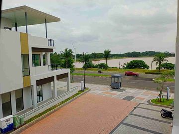 Disewakan Ruko Murah Gading Serpong Ruko Sorrento Grande East