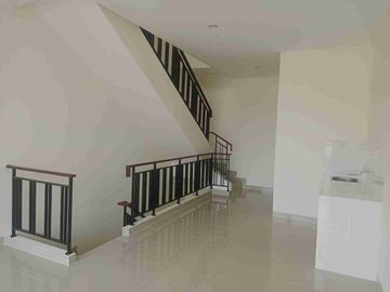 Disewakan Ruko Murah Gading Serpong Ruko Sorrento Grande East