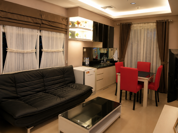Furnished Interior Bagus! Disewa 2BR Madison Park Podomoro City Central Park Jakarta Barat, Fasilitas Gym, Kolam Renang, Sky Garden, Billiard.