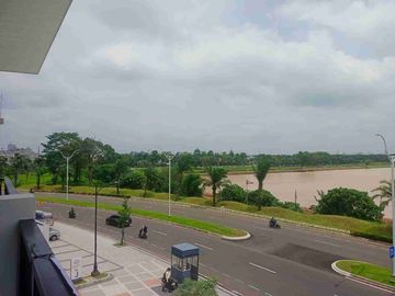 Disewakan Ruko Murah Gading Serpong Ruko Sorrento Grande Depan Danau