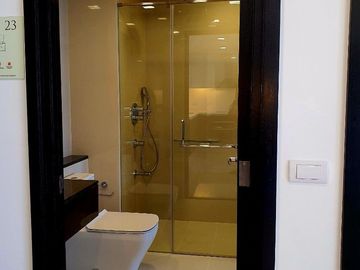 For Rent: Pet-friendly 1BR w/ Parking at West Gallery Place for only 85K/mo!