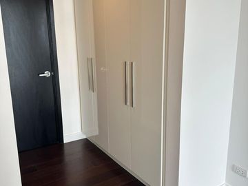 For Rent: Pet-friendly 1BR w/ Parking at West Gallery Place for only 85K/mo!