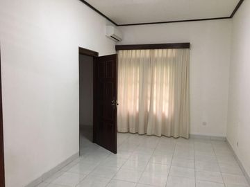 Rumah hitung tanah Luas 420 Cipete Cilandak Jaksel