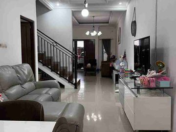 rumah 2 lantai siap huni jl pendidikan duren sawit jakarta timur