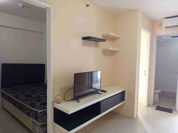 Disewakan Apartemen Siap Huni tipe 2bedroom furnished free IPL Tower Flamboyan Lt. 28