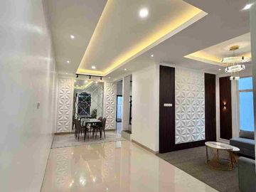 rumah mewah siap huni tanah luas harga dibawah harga pasar