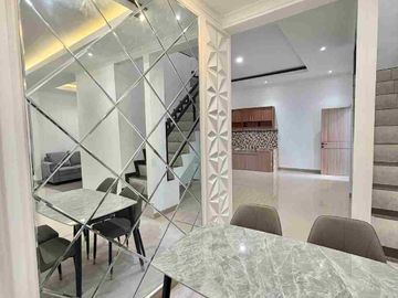 rumah mewah siap huni tanah luas harga dibawah harga pasar