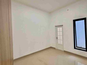 rumah mewah siap huni tanah luas harga dibawah harga pasar
