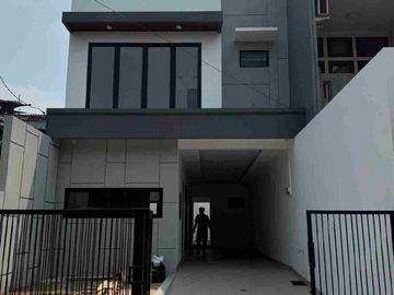Disewakan Rumah Siap Huni Harjamukti Cibubur