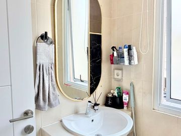 Rumah BSD Dijual Dekat Fasilitas Kota Full Furnished