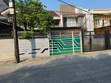 Rumah Taman Ratu Murah Jalan 2 mobil 3Kt 2lt Ratu Mawar Greenville Duri Kepa n1166