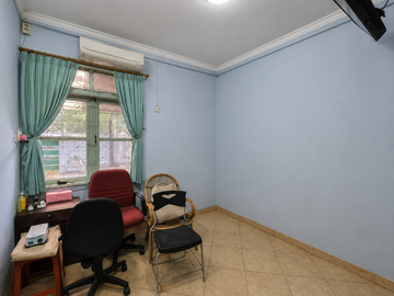 Rumah Taman Ratu Murah Jalan 2 mobil 3Kt 2lt Ratu Mawar Greenville Duri Kepa n1166
