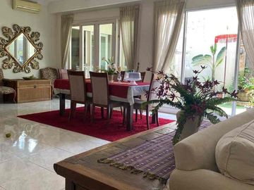Rumah Mewah dan Luas di Raffles Hills Cibubur