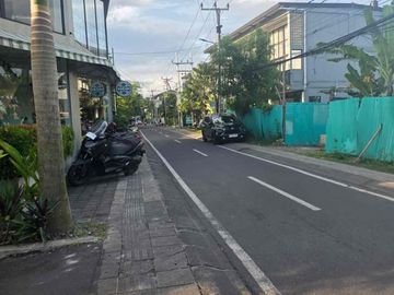 DIJUAL LAHAN KOMERSIL 931M2 HOOK JALAN | 3 MENIT ATLAS BEACH CLUB CANGGU