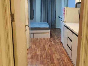 Sewa Apartemen Studio Furnished 28 m2 Tower MI Lt 23