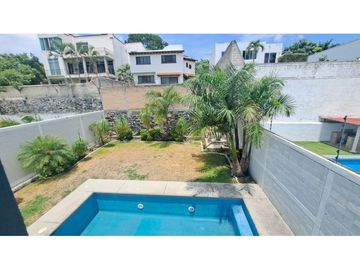 Casa en venta en Burgos Bugambilias, Temixco, con alberca y jardín, buena ubicación