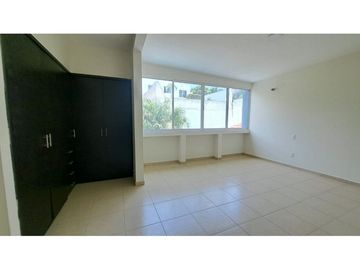 Casa en venta en Burgos Bugambilias, Temixco, con alberca y jardín, buena ubicación
