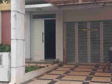 DIJUAL RUMAH SUMMARECON BEKASI LEBAR 7