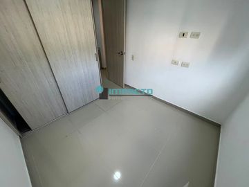 Se arrienda apartamento en el sector de San German cód. 4692