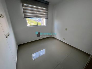 Se arrienda apartamento en el sector de San German cód. 4692