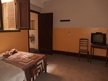 VENTA DE EXCLUSIVO HOTEL EN EL CORAZÓN DEL CENTRO HISTÓRICO DE LIMA