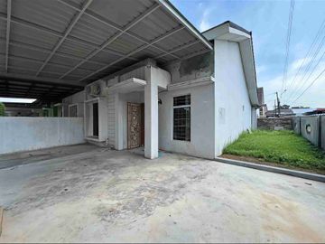 Rumah Hook di Regata dekat Pasir Putih Batam Centre
