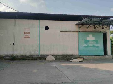 Disewakan gudang cakung banyak stok variasi luas
