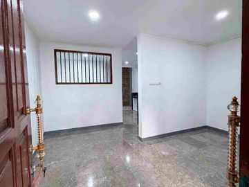DiJual Rumah Kranggan Permai Cibubur After Renov Strategis Dekat Tol n LRT.