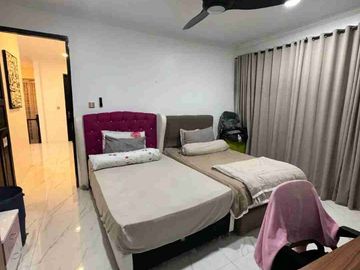 Rumah American Style di  Villa Shangri-la Garden dekat Sekupang Batam