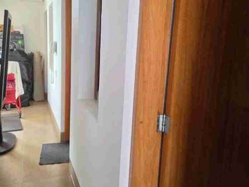 Arriendo linda casa dentro Urbanización el Condado sin amoblar