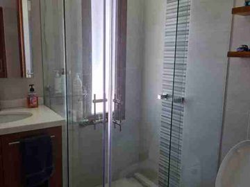 Arriendo linda casa dentro Urbanización el Condado sin amoblar