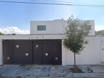 CASA EN VENTA EN PORTAL DEL NORTE, ZUAZUA